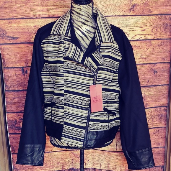 NWT Yoki black and tan moto jacket size 3X - Picture 3 of 8